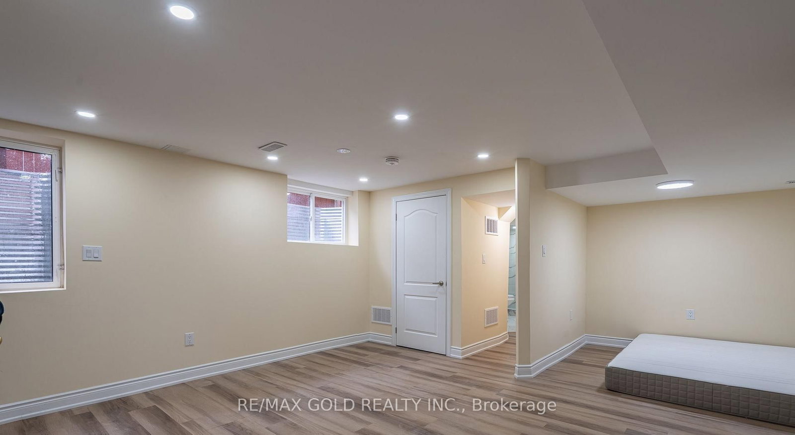 102 Bunchberry Way • Brampton, ON photo 27