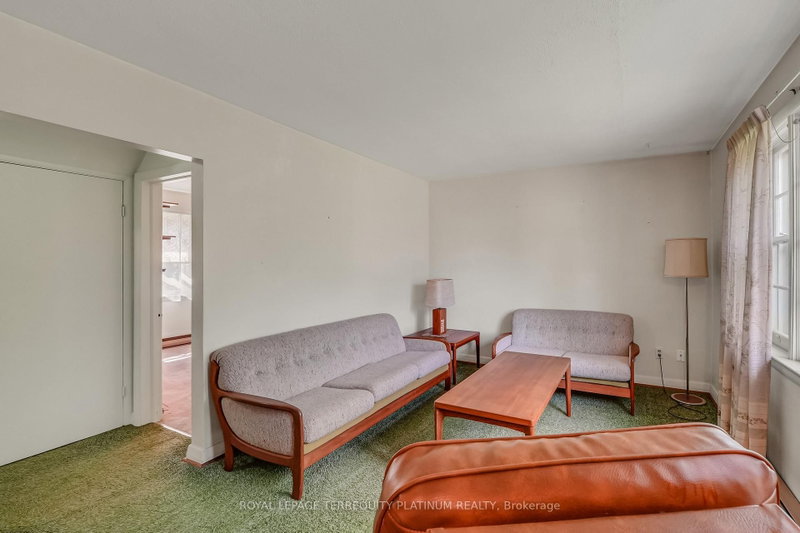4 Sunray Crescent
