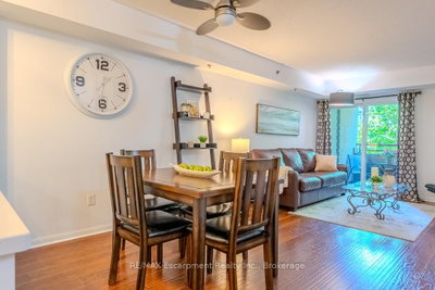Unit 226 — 3070 ROTARY Way — photo 6