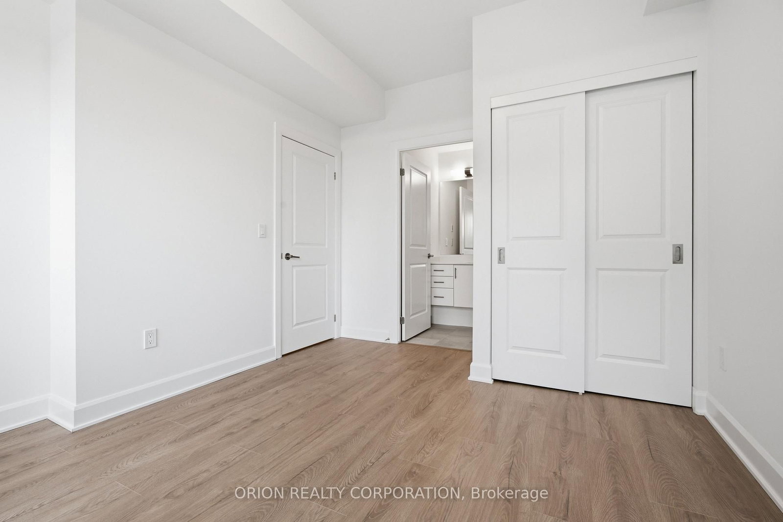 3240 Wiliam Coltson Avenue • #527 • Oakville, ON photo 19