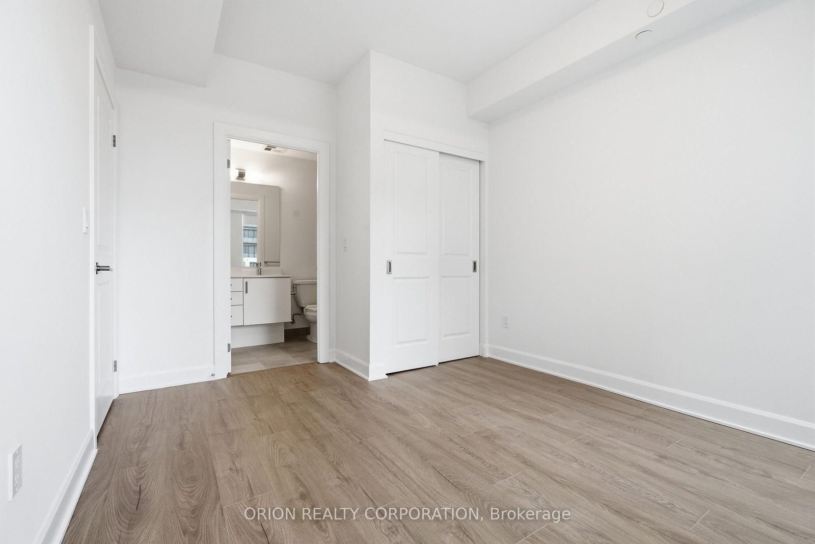 3240 Wiliam Coltson Avenue • #527 • Oakville, ON photo 20