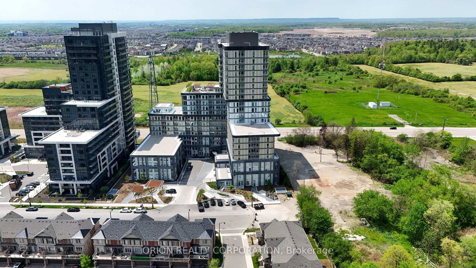 3240 Wiliam Coltson Avenue • #527 • Oakville, ON photo 41
