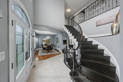 2 Ironhorse Crescent • Caledon, ON photo 8