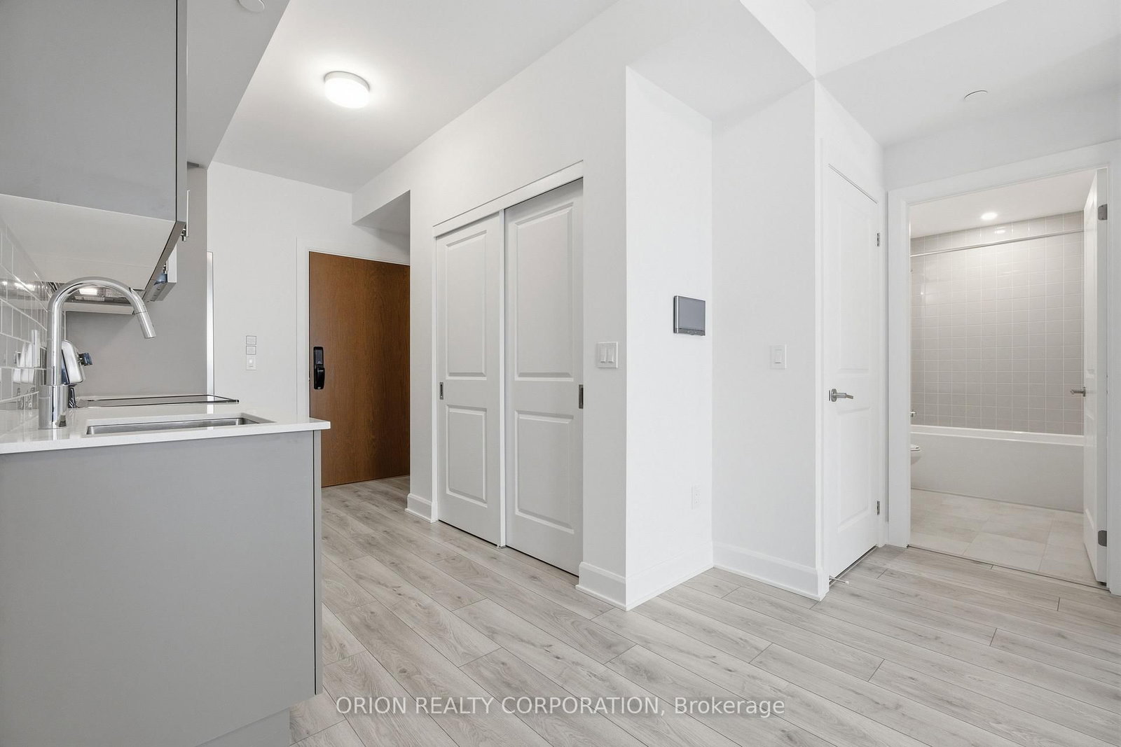 3240 William Coltson Avenue • #308 • Oakville, ON photo 16