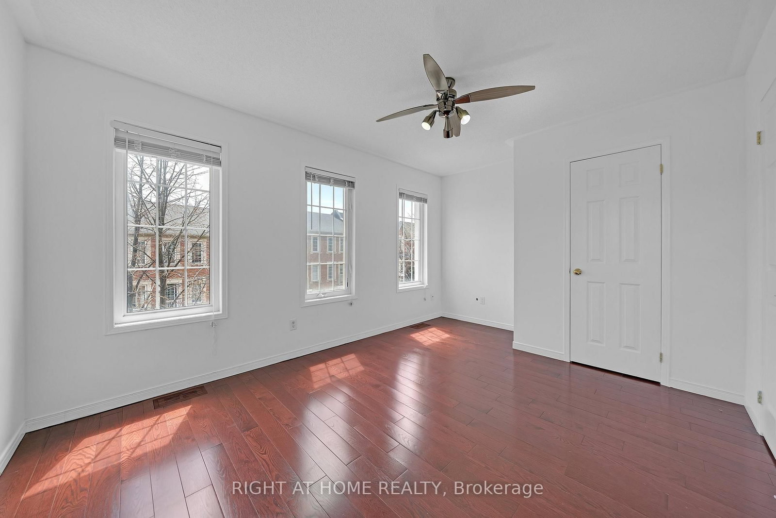 83 Odoardo Di Santo Circle • Toronto, ON photo 26