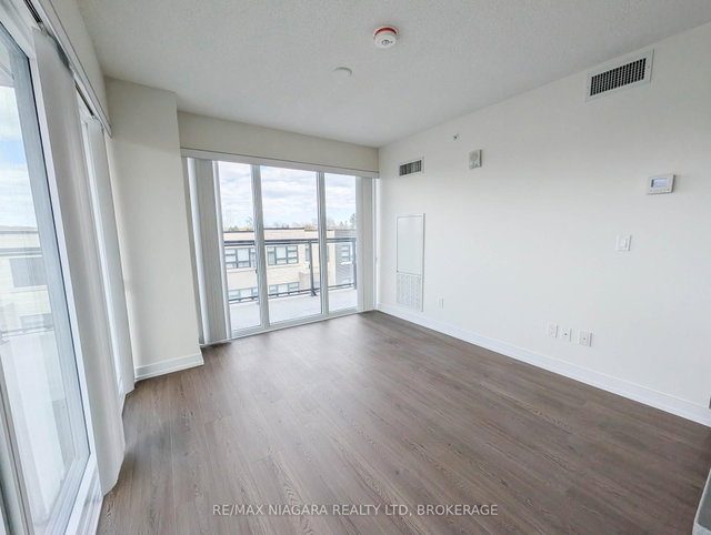 B430 - 1119 Cooke Boulevard