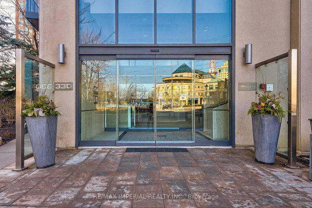 1108 - 330 Burnhamthorpe Road W