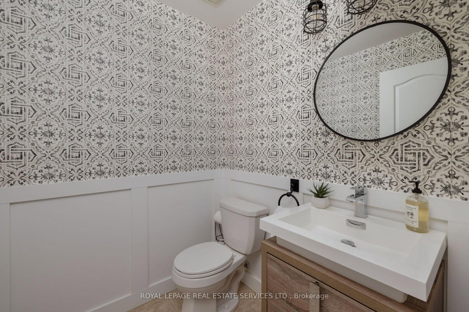 4823 Thomas Alton Boulevard • #20 • Burlington, ON photo 32