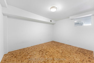 Unit 509 — 1407 Dupont Street — photo 3
