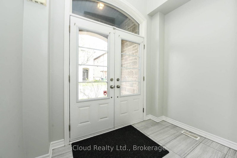 74 Gammon Crescent