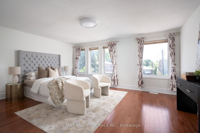 84 Harding Avenue