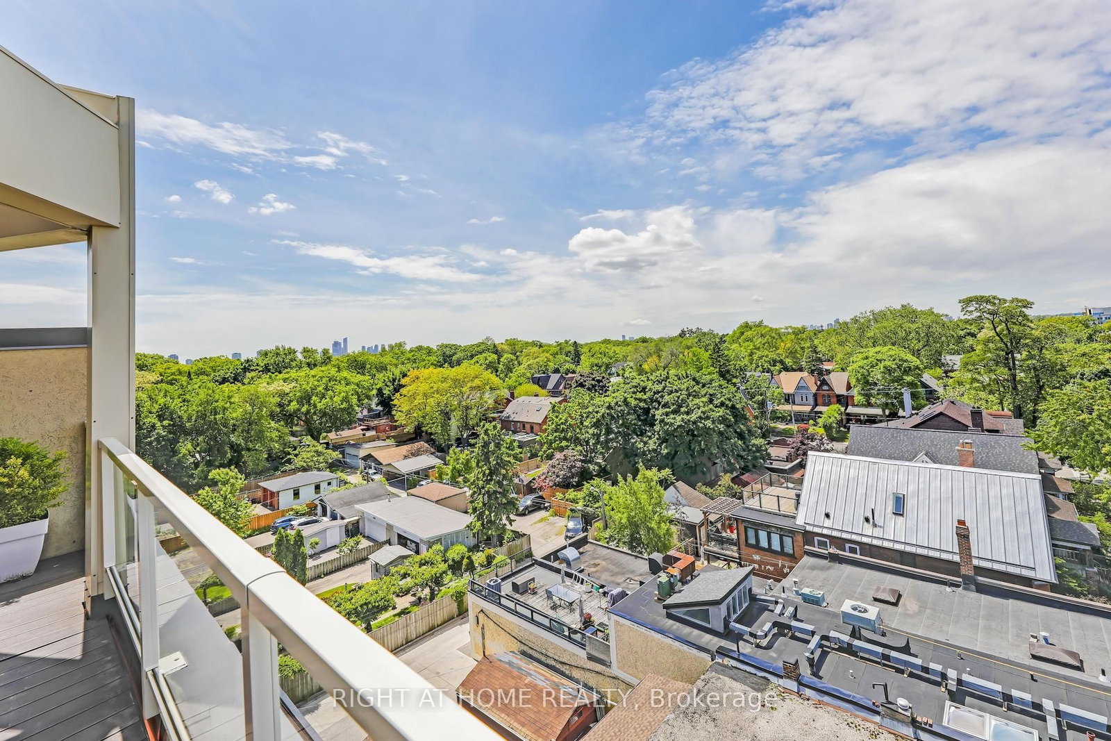1 St Johns Road • #504 • Toronto, ON photo 37