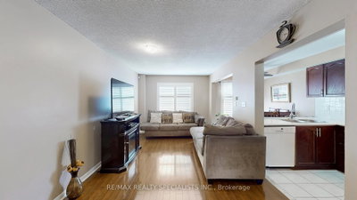Unit 19 — 2 Clay Brick Court — photo 6