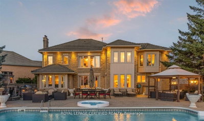 5-bed Detached House · 5128 Elderview Crt