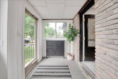 34 Wright Crescent — photo 6