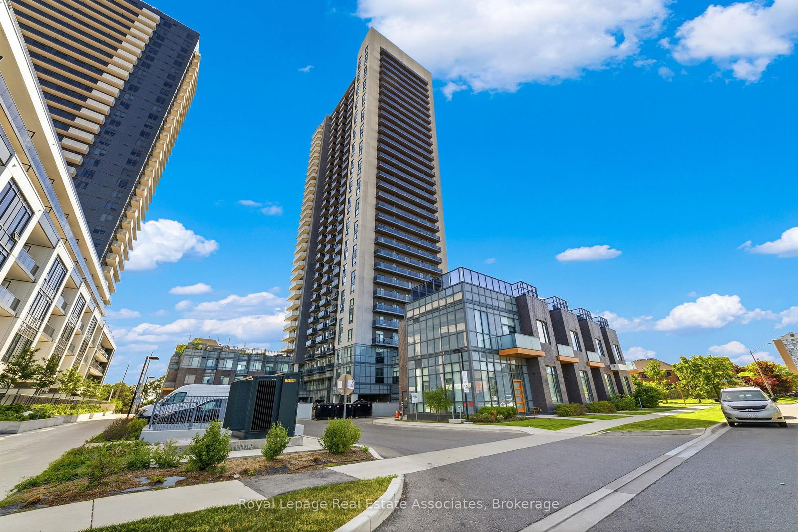 8 Nahani Way • #3118 • Mississauga, ON photo 1