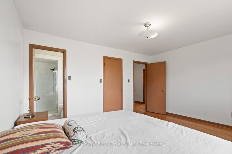 380 Targa Mississauga,ON L5A 1S5 — Photo 16