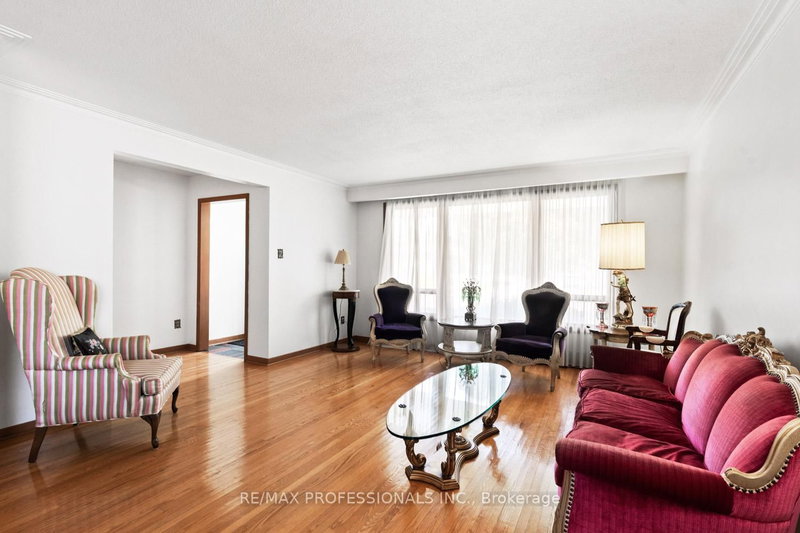 380 Targa Mississauga,ON L5A 1S5 — Photo 6