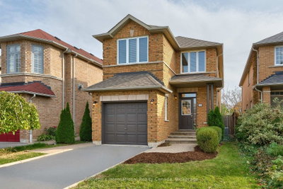 3-bed Detached House · 2030 Shady Glen Rd