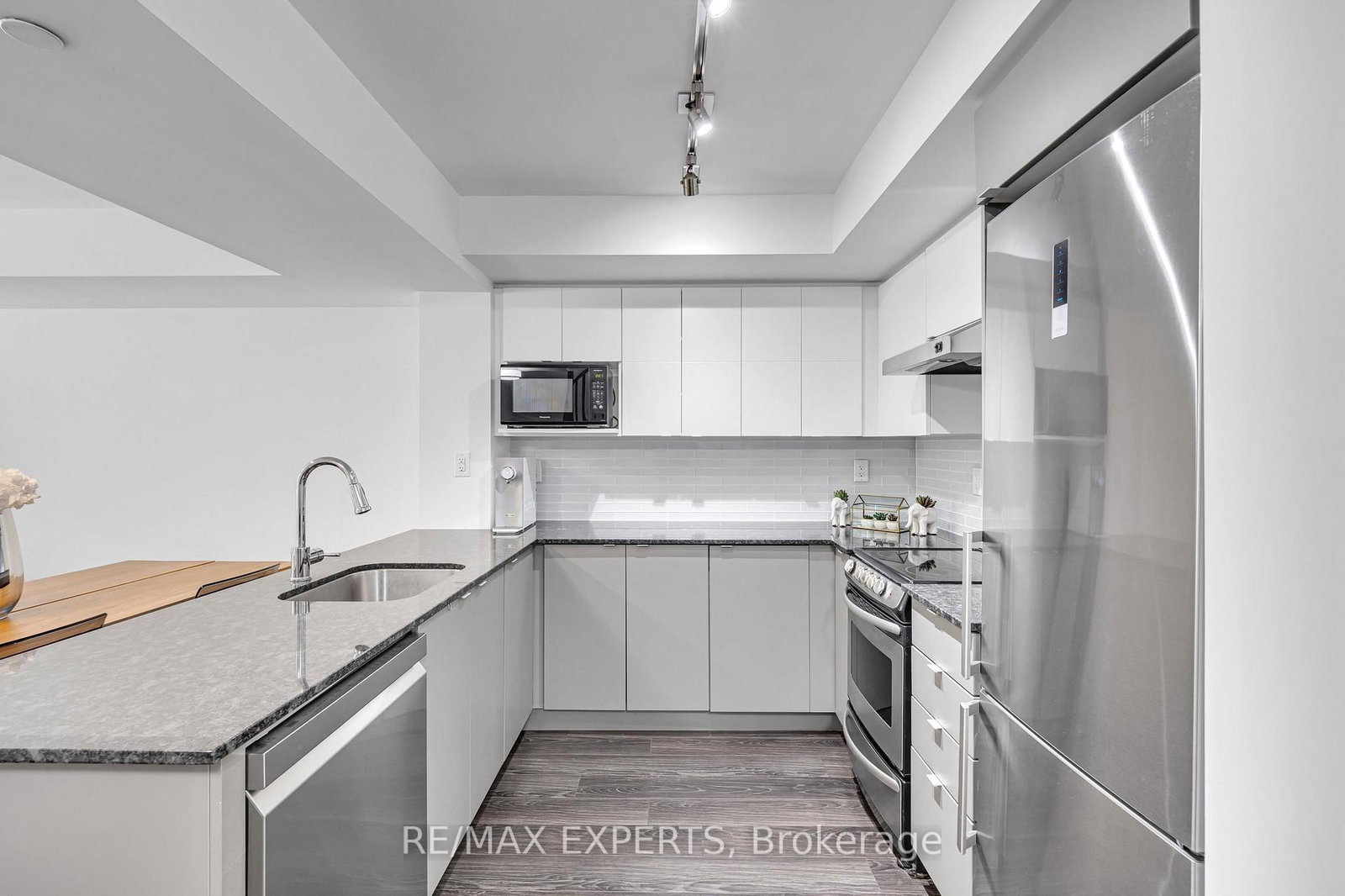 160 E Flemington Road • #109 • Toronto, ON photo 15