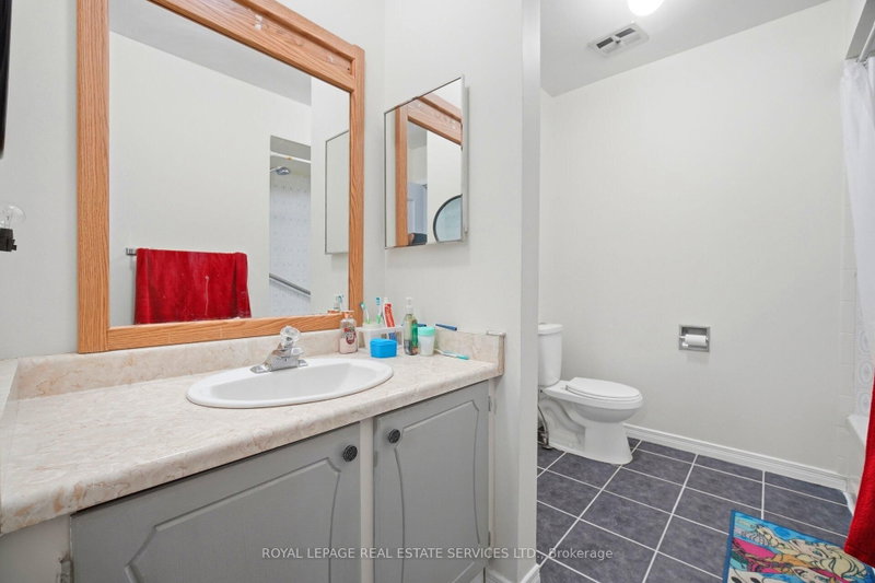 345 Meadows Mississauga,ON L4Z 1G5 — Photo 27