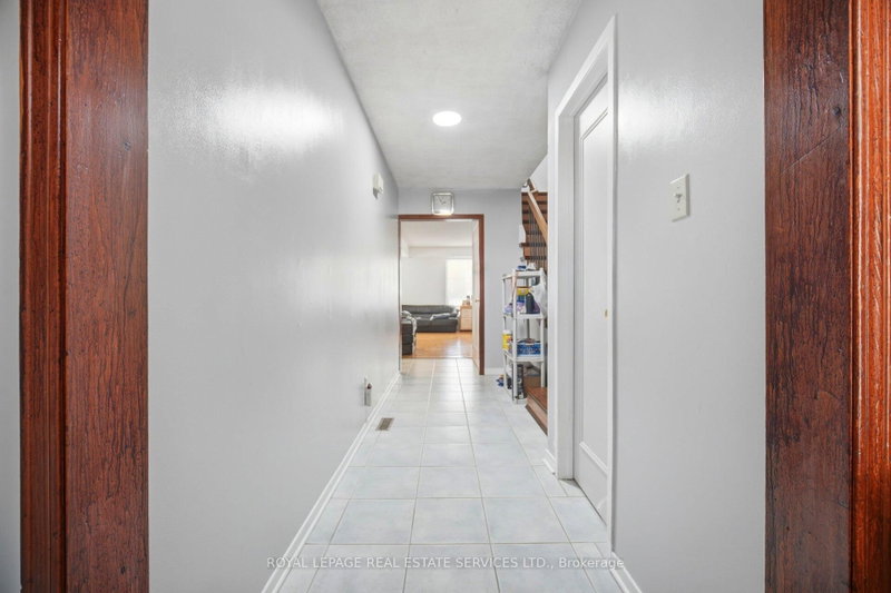 345 Meadows Mississauga,ON L4Z 1G5 — Photo 9