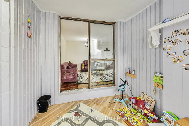 2323 Confederation Mississauga,ON L5B 1R6 — Photo 14