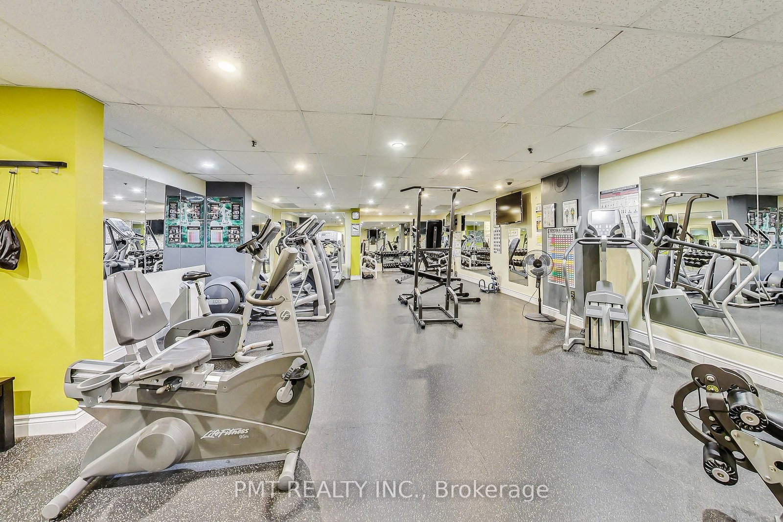 2323 Confederation Mississauga,ON L5B 1R6 — Photo 25