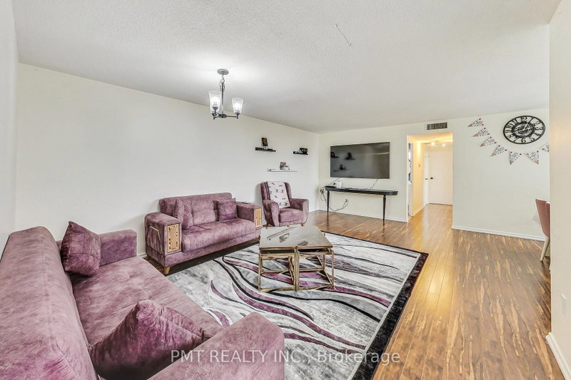 2323 Confederation Mississauga,ON L5B 1R6 — Photo 6