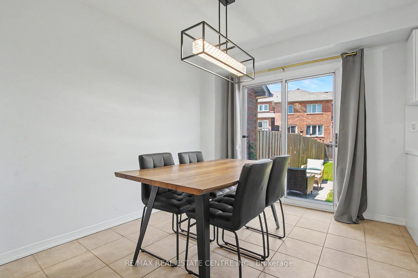 94 Timbertop Crescent • Brampton, ON photo 11