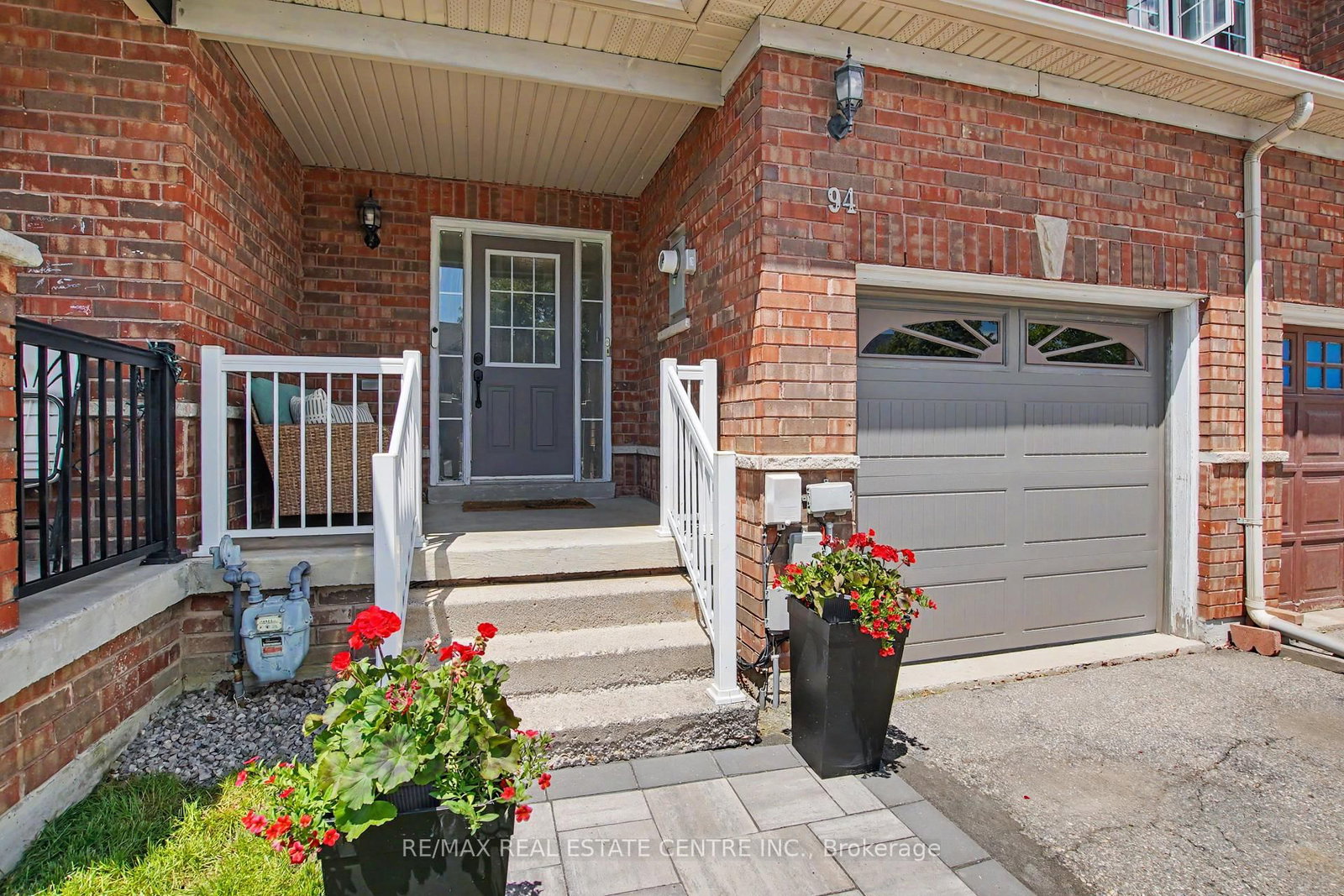 94 Timbertop Crescent • Brampton, ON photo 4