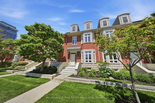 32 St Lawrence Drive