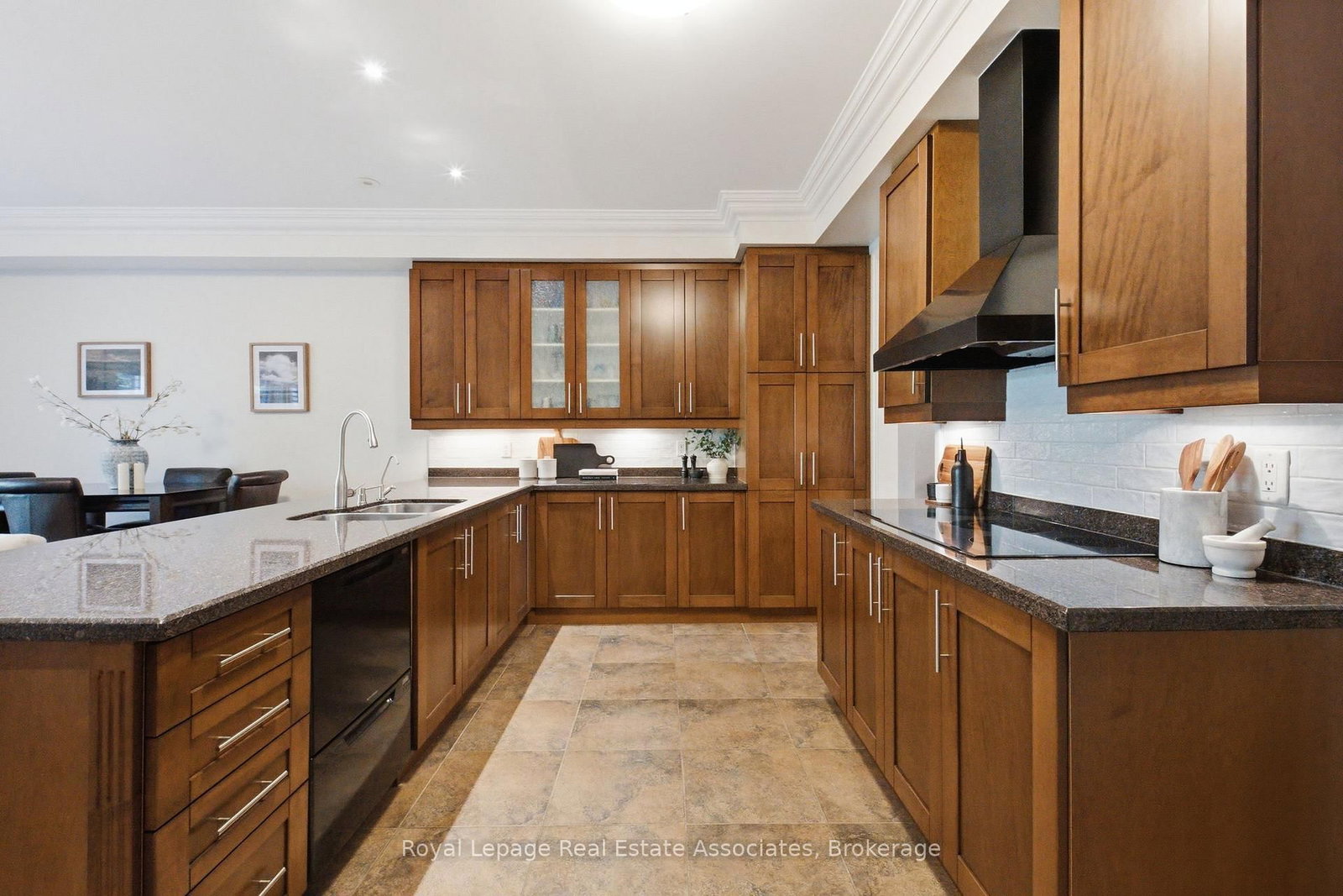 32 St Lawrence Drive • Mississauga, ON photo 12