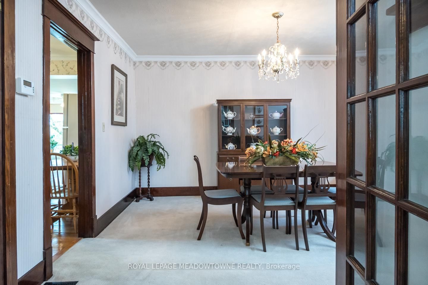 90 Thomas Street • Milton, ON photo 11