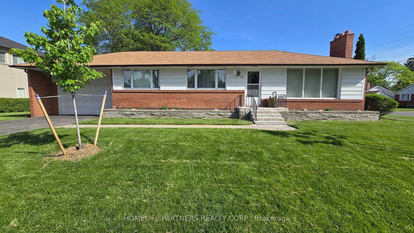 26 Leland Avenue, Toronto, ON