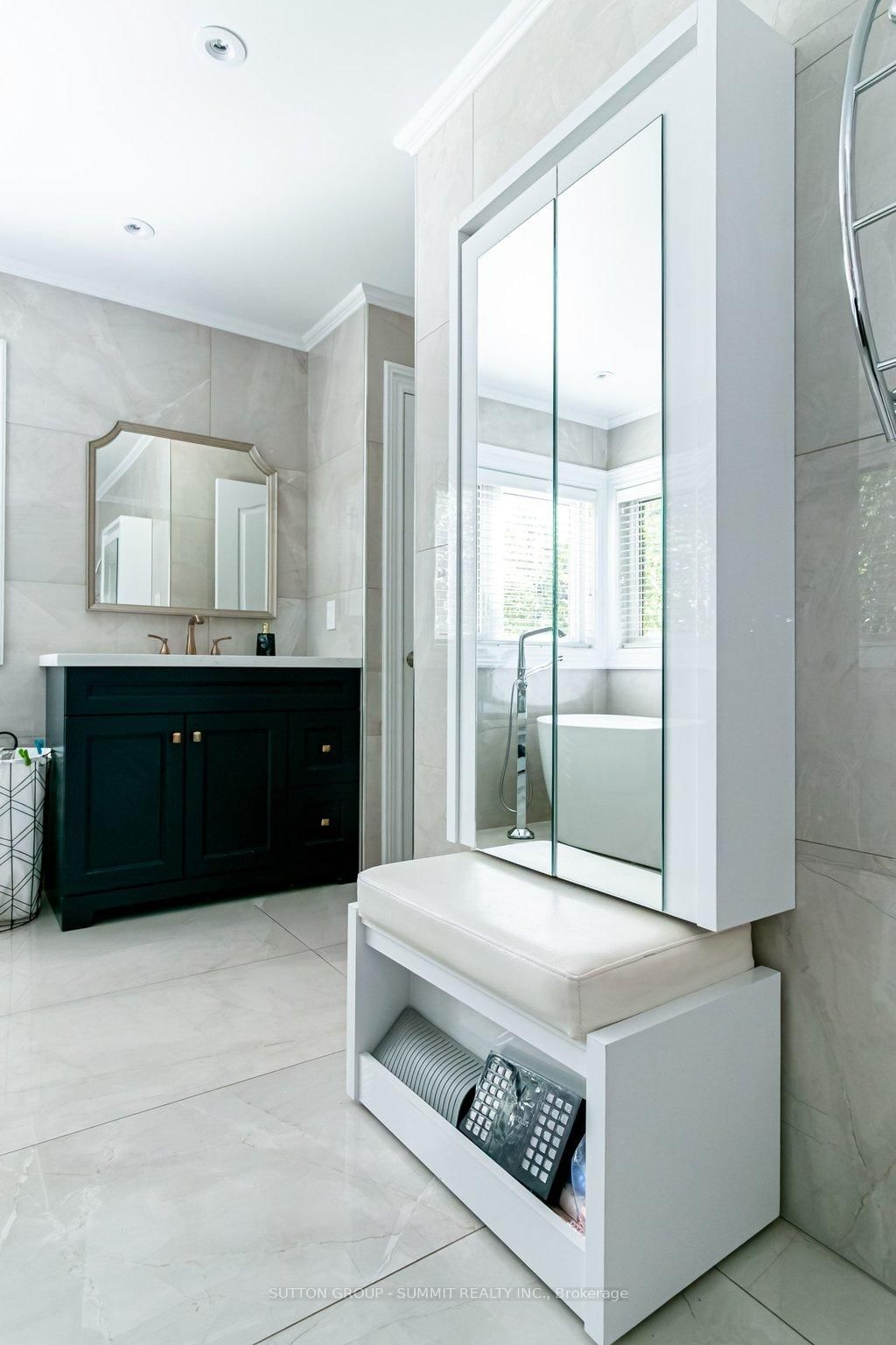 3739 St. Laurent Court • Mississauga, ON photo 24