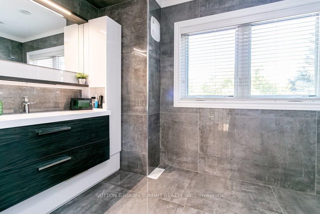 3739 St. Laurent Court • Mississauga, ON photo 29