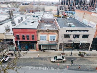 2878 Dundas Street W — photo 4