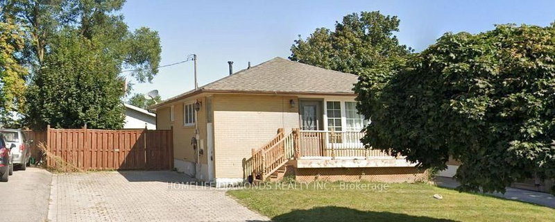 UPPER - 87 Raylawn Crescent