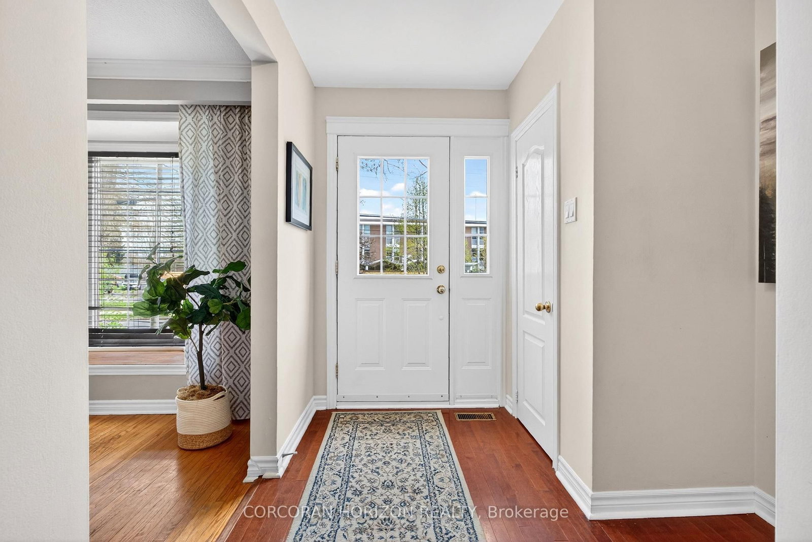 77 Mineola Road E • Mississauga, ON photo 8