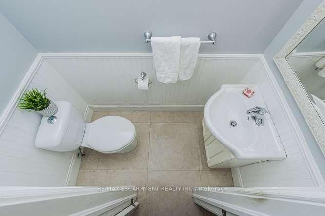 56 Cavendish Crescent • Brampton, ON photo 15