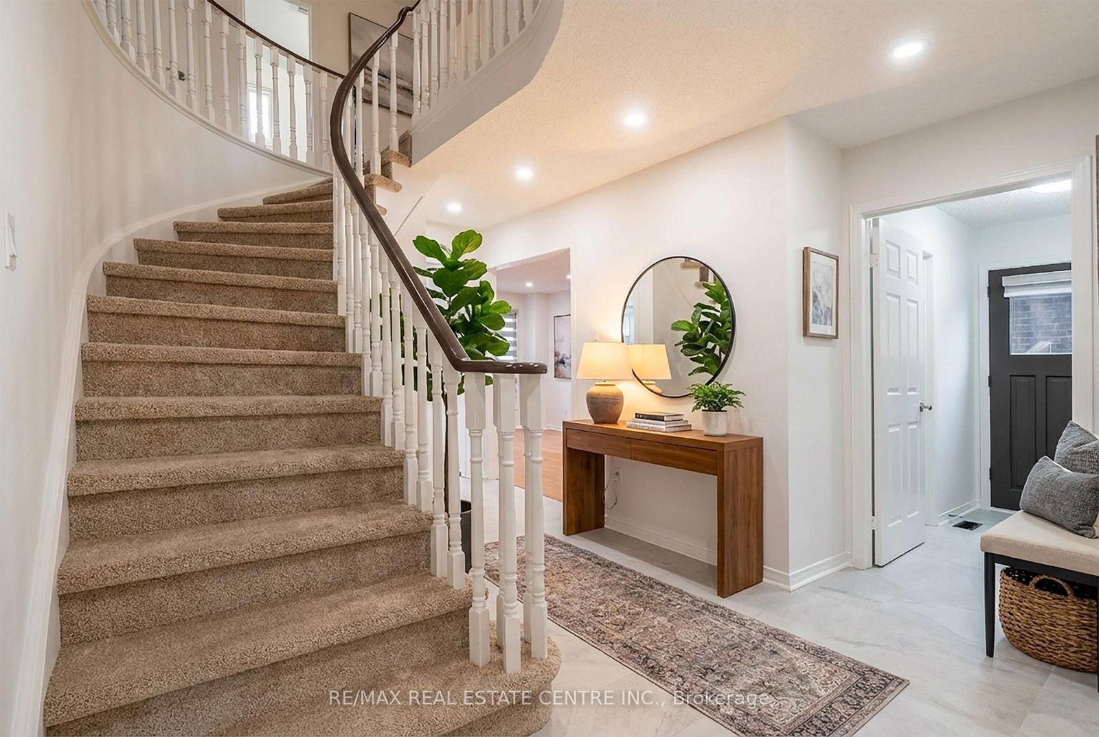 796 Buckingham Court • Mississauga, ON photo 13