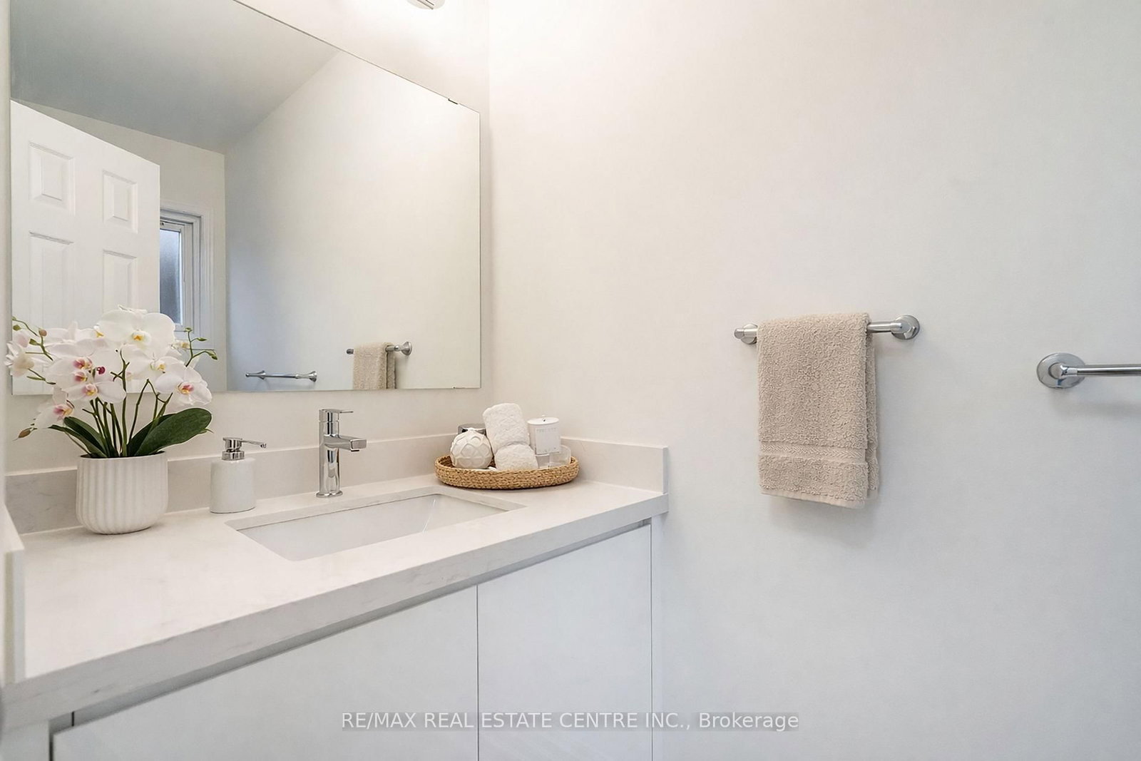 796 Buckingham Court • Mississauga, ON photo 14