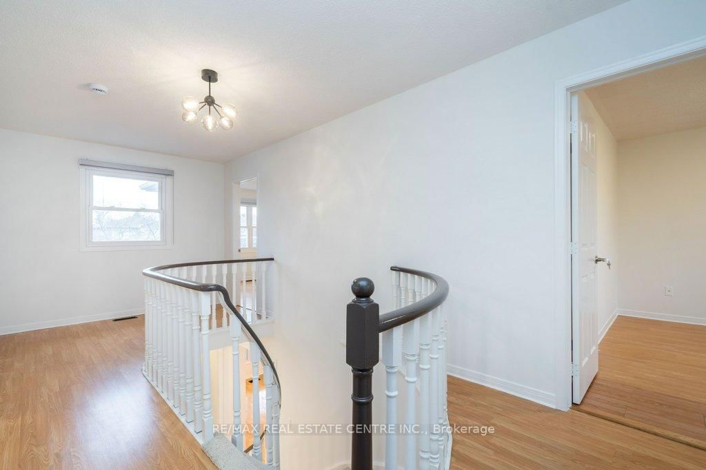 796 Buckingham Court • Mississauga, ON photo 32