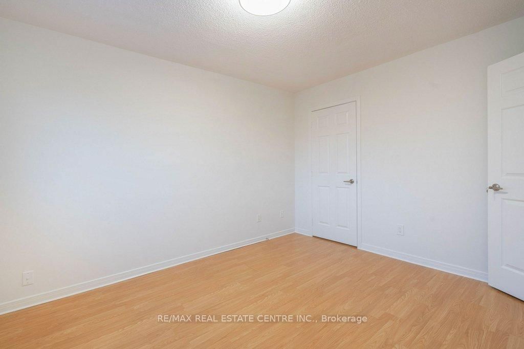 796 Buckingham Court • Mississauga, ON photo 37