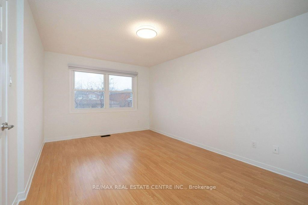 796 Buckingham Court • Mississauga, ON photo 38