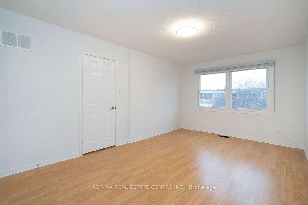 796 Buckingham Court • Mississauga, ON photo 39