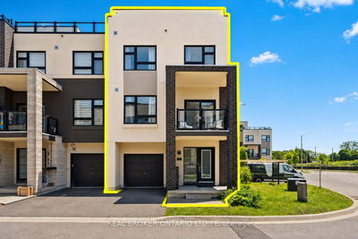 3-bed Townhouse, Condo · 1121 Cooke Blvd