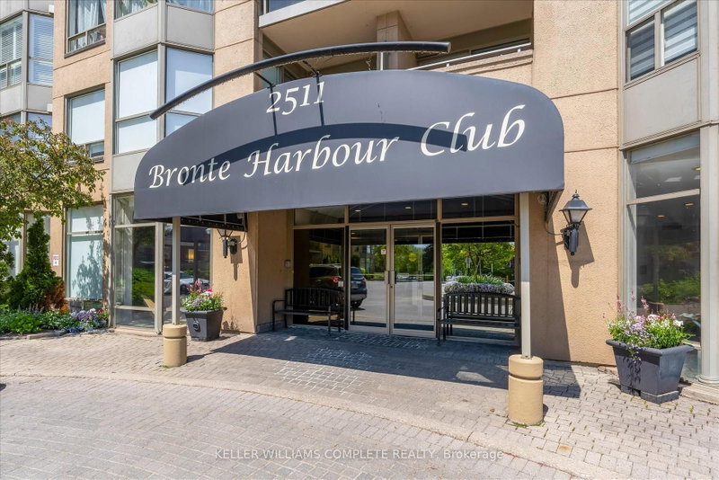 2511 Lakeshore Rd W #811, Oakville, Ontario