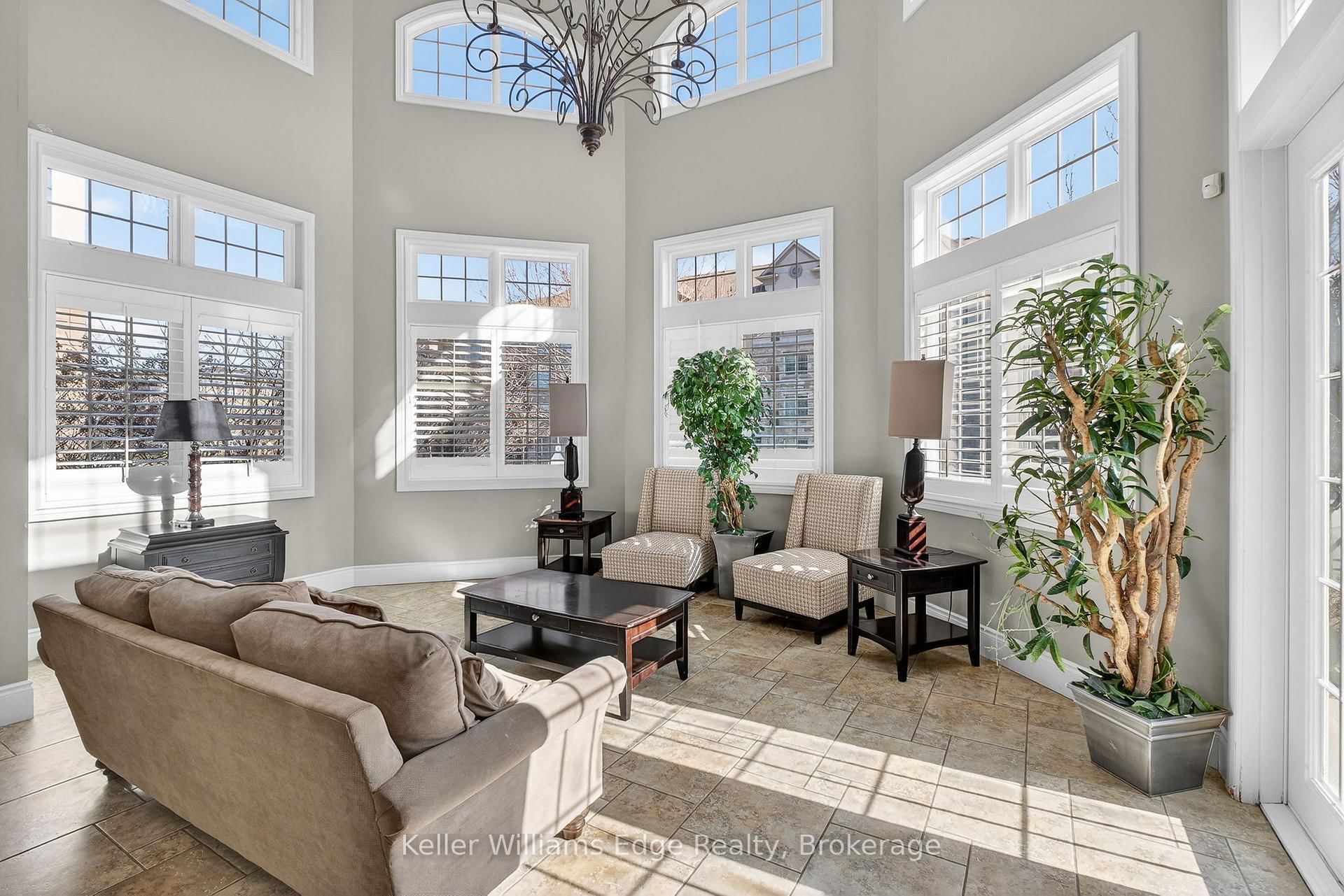 1350 Main Street E, Unit 301